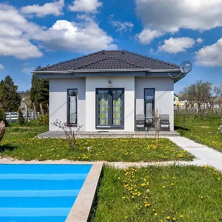 In - Balaton 42690 Abrahamhegy
